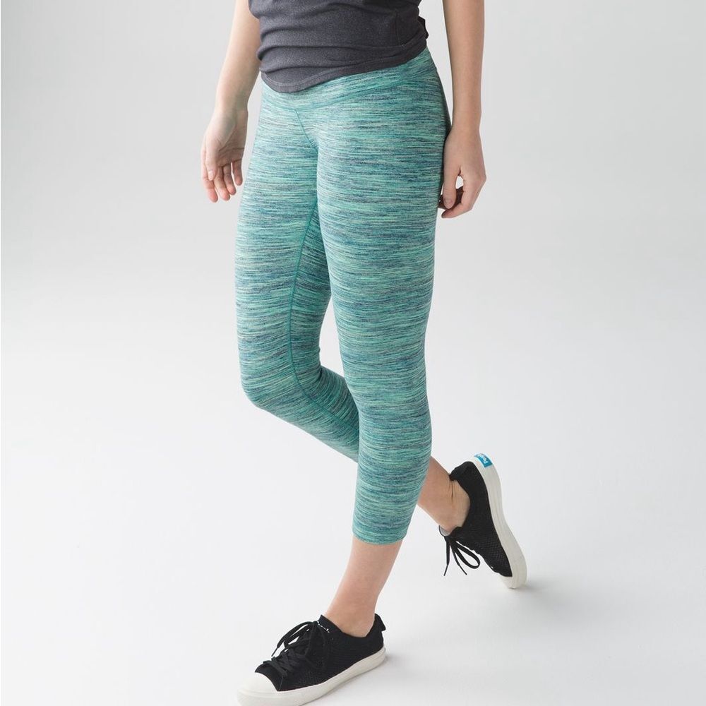 Lululemon Hi-Rise Space Dye Alberta Lake Crops